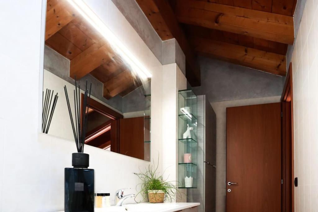 15 Min Padova Appartamento Moderno Travato Legnaro Luaran gambar